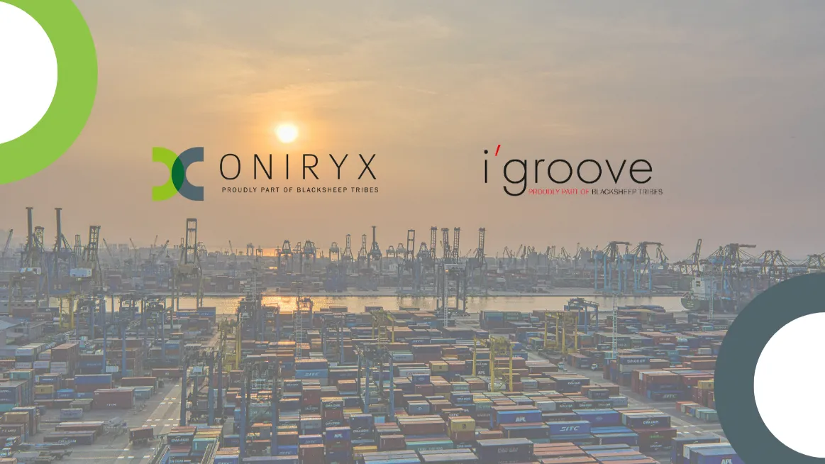 Logos d'Oniryx et iGroove sur fond de port avec conteneurs et grues sous un coucher de soleil.